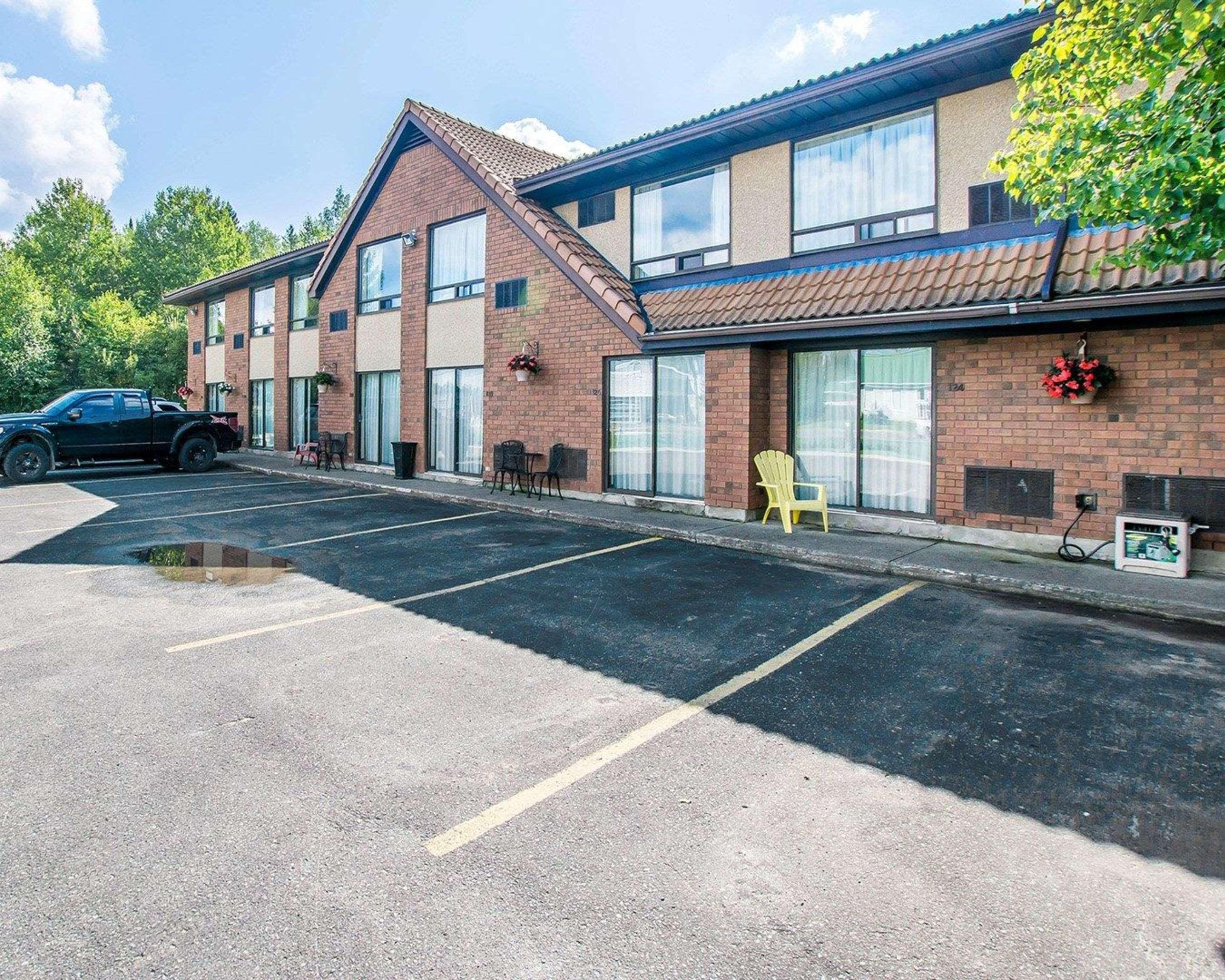 Comfort Inn Kirkland Lake Esterno foto