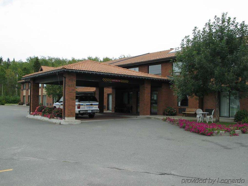 Comfort Inn Kirkland Lake Esterno foto