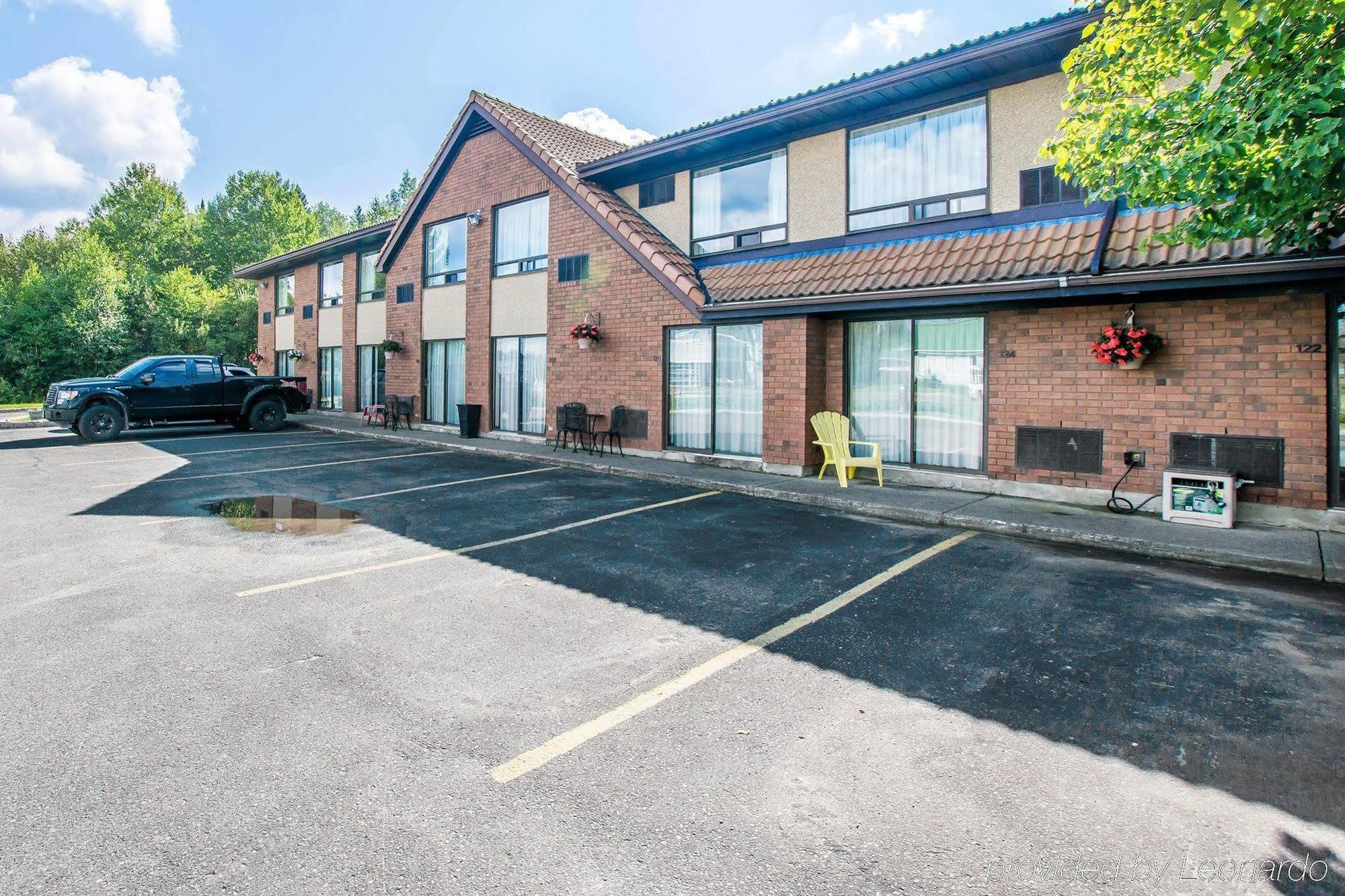 Comfort Inn Kirkland Lake Esterno foto