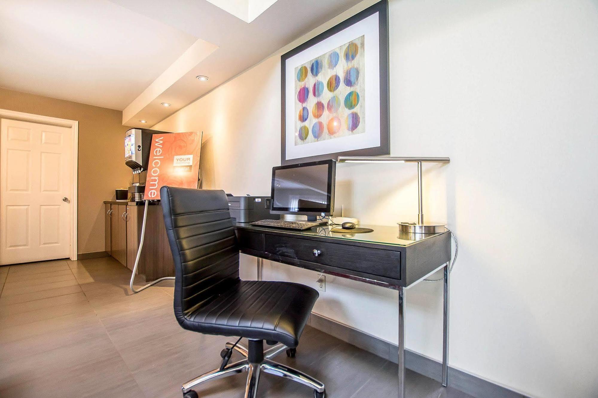 Comfort Inn Kirkland Lake Esterno foto